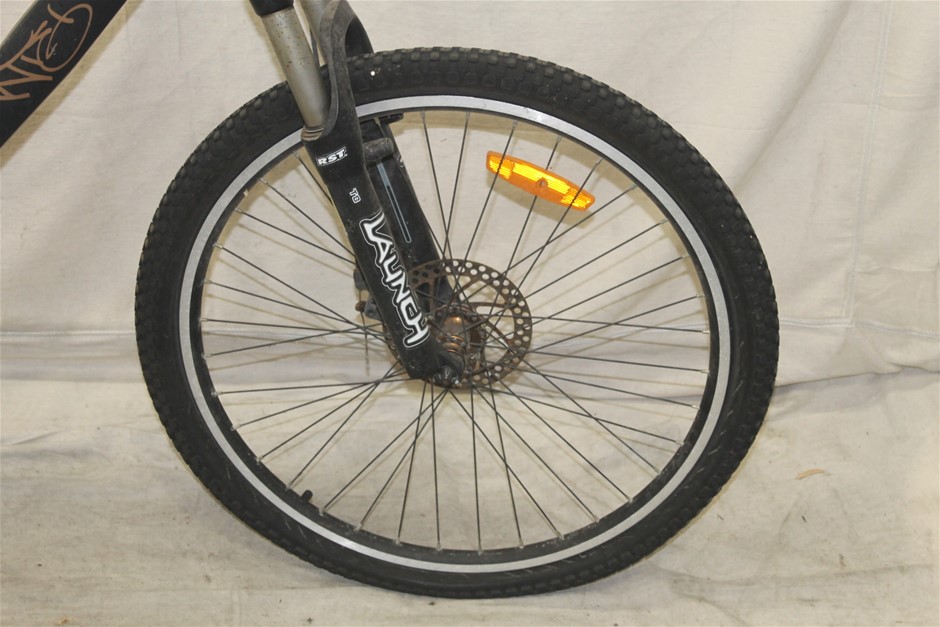 De Bortoli `La Boheme Dry Rose (6x 750mL), Yarra Valley.