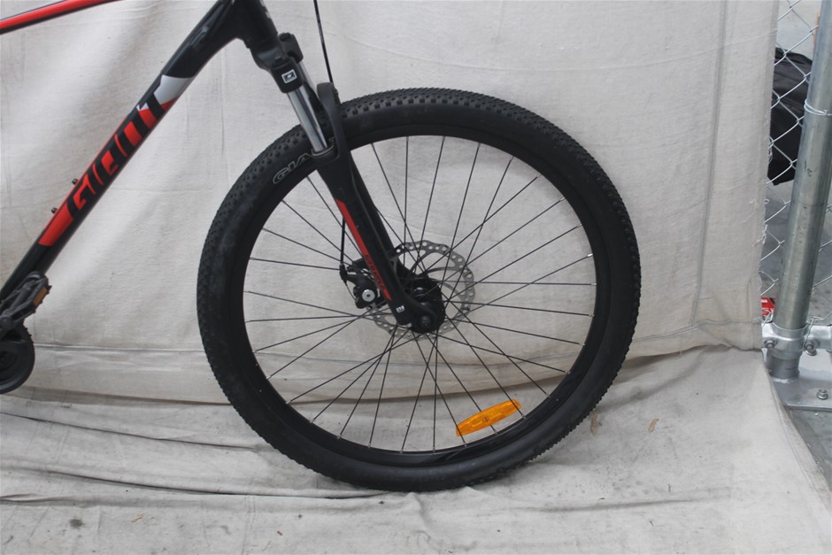 Lake Road Estate Series Sauvignon Blanc 2024 (12x 750mL) NZ