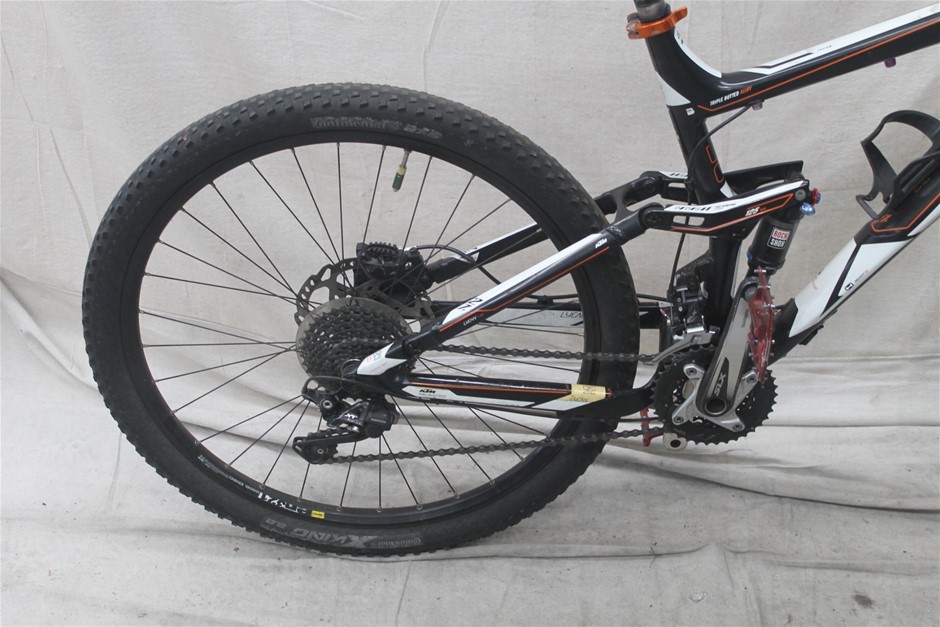 Upside Down Pinot Grigio (6x 750mL). Current Vintage Release.