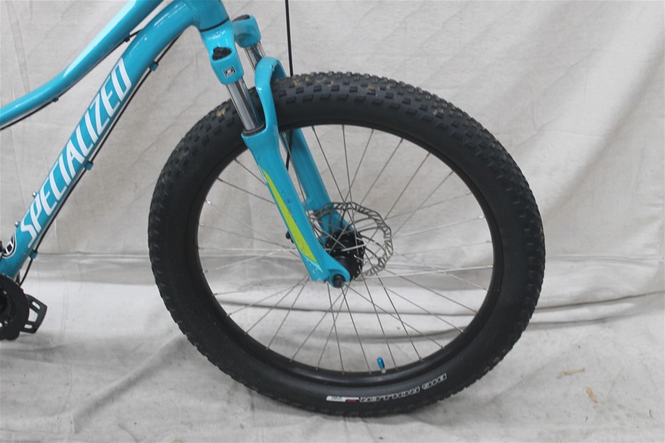 Wolf Blass Red Label Tawny NV (6x 750mL).