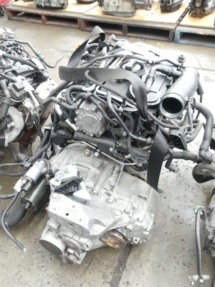 2010 Toyota Hilux 4X2 SR KUN16R Turbo Diesel Manual Cab Chassis