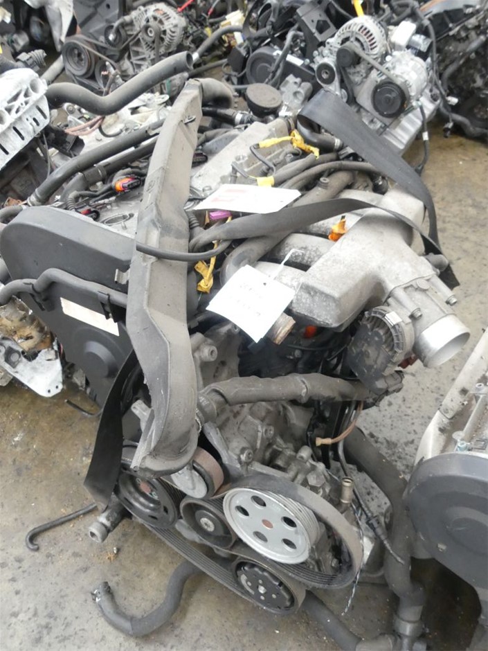 Solid 0.37 ct  Australian Opal