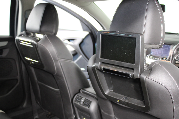 Unused 2025 Landhonor Mini Skid Steer Grapple Bucket MGB-72-44W