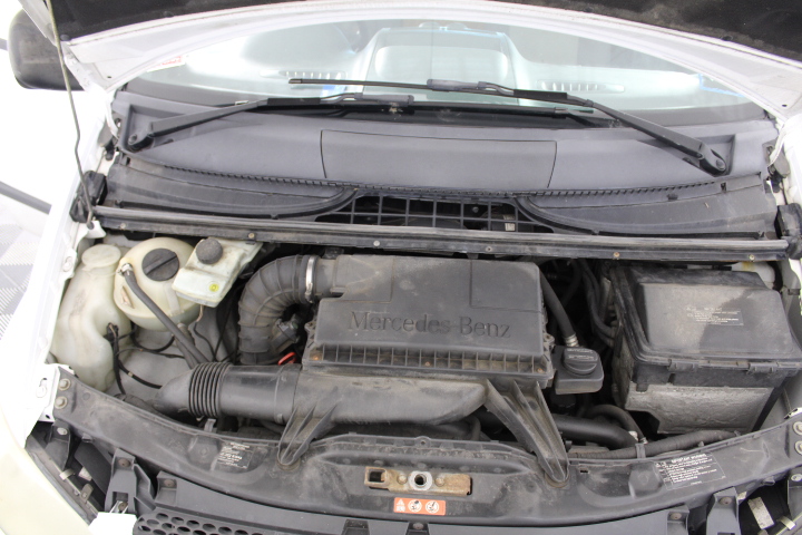 2022 Queen Platinum Jubilee Gold plated Medallion