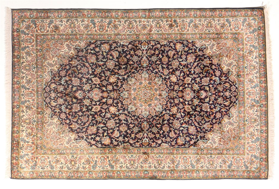 2 x 300pc E-Clip Assortment Sizes: 30pcs 1/16", 30pcs 1/8" 40pcs 3/16", 50p