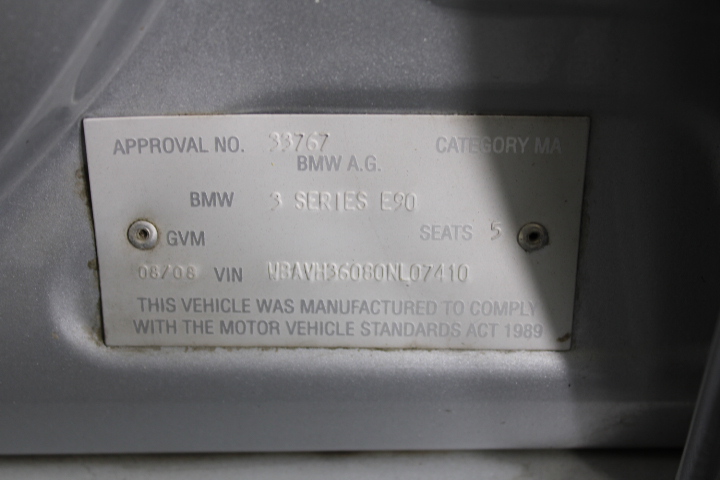 SHARK StainStriker Portable Carpet Extractor PX200ANZ.