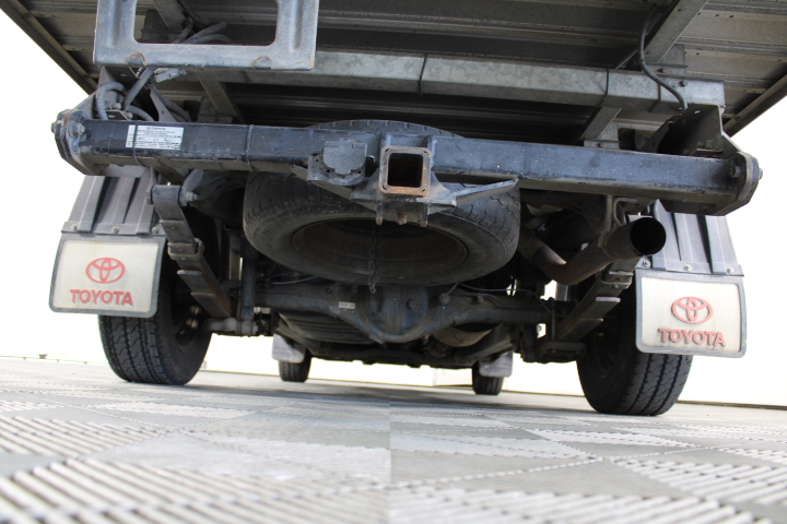 Designer Simulated Diamond Round Pendant Necklace in Silver