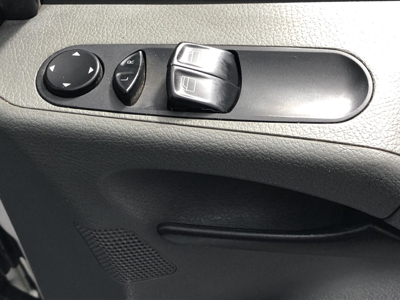 Barramundi Weekender White 2023 (12x 750mL) SEA