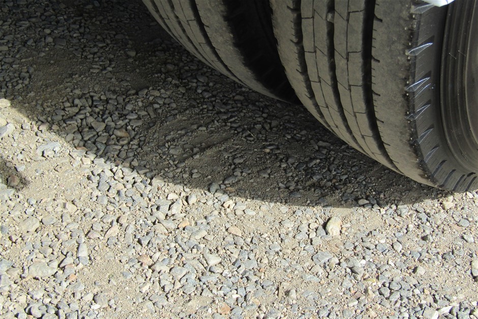 2 Pairs x 32DEGREES Unisex Cushion Slide Sandals, Size XL (m9-10/w11-12), B