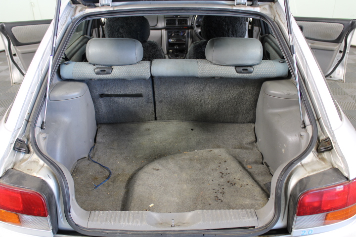 Husqvarna 220 Sewing Machine