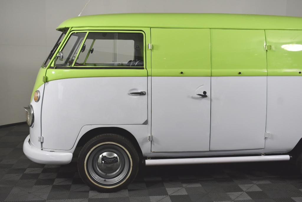 NUTRIBULLET 900 Pro Essentials Set, Supercharged Nutrient Extractor, High-S