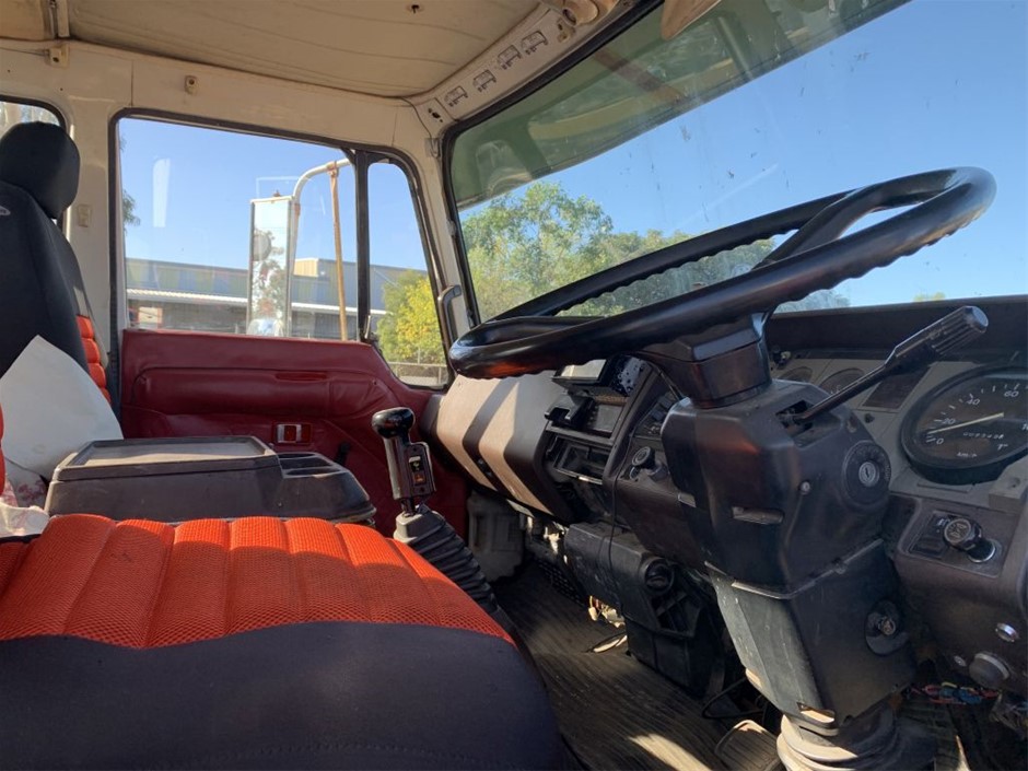 Helen & Joey Estate Cleanskin Merlot Cabernet Sauvignon 2019 (6x 750mL) VIC