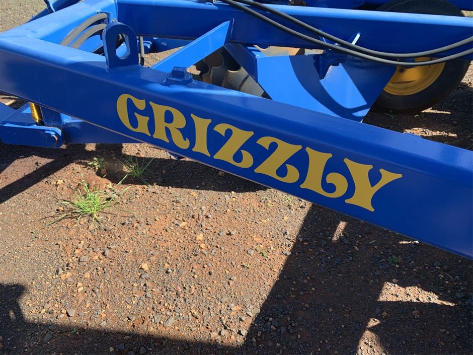 Wolf Blass Yellow Label Merlot (6x 750mL).