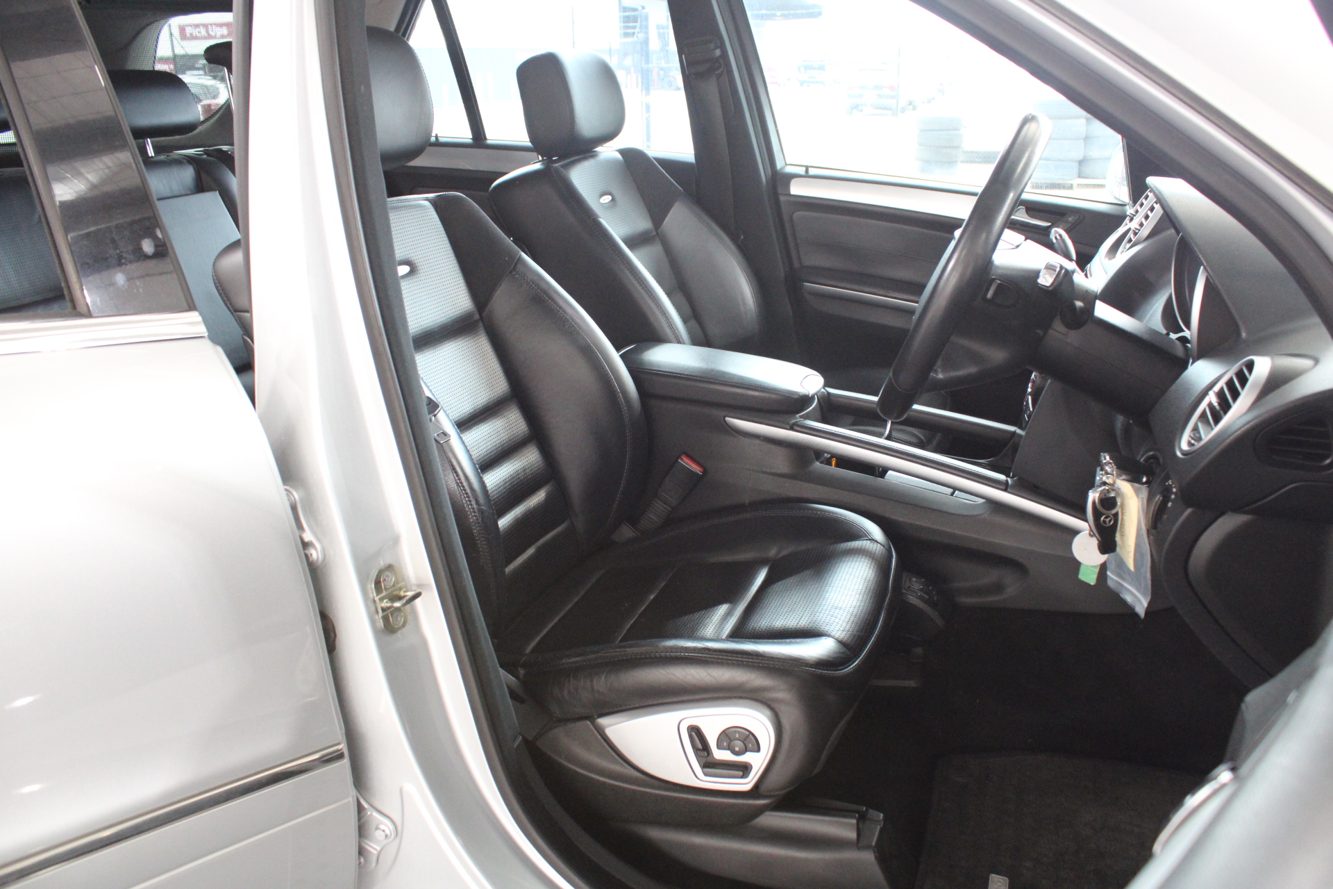 2 Monkeys Sauvignon Blanc 2025 (12x 750mL) SA