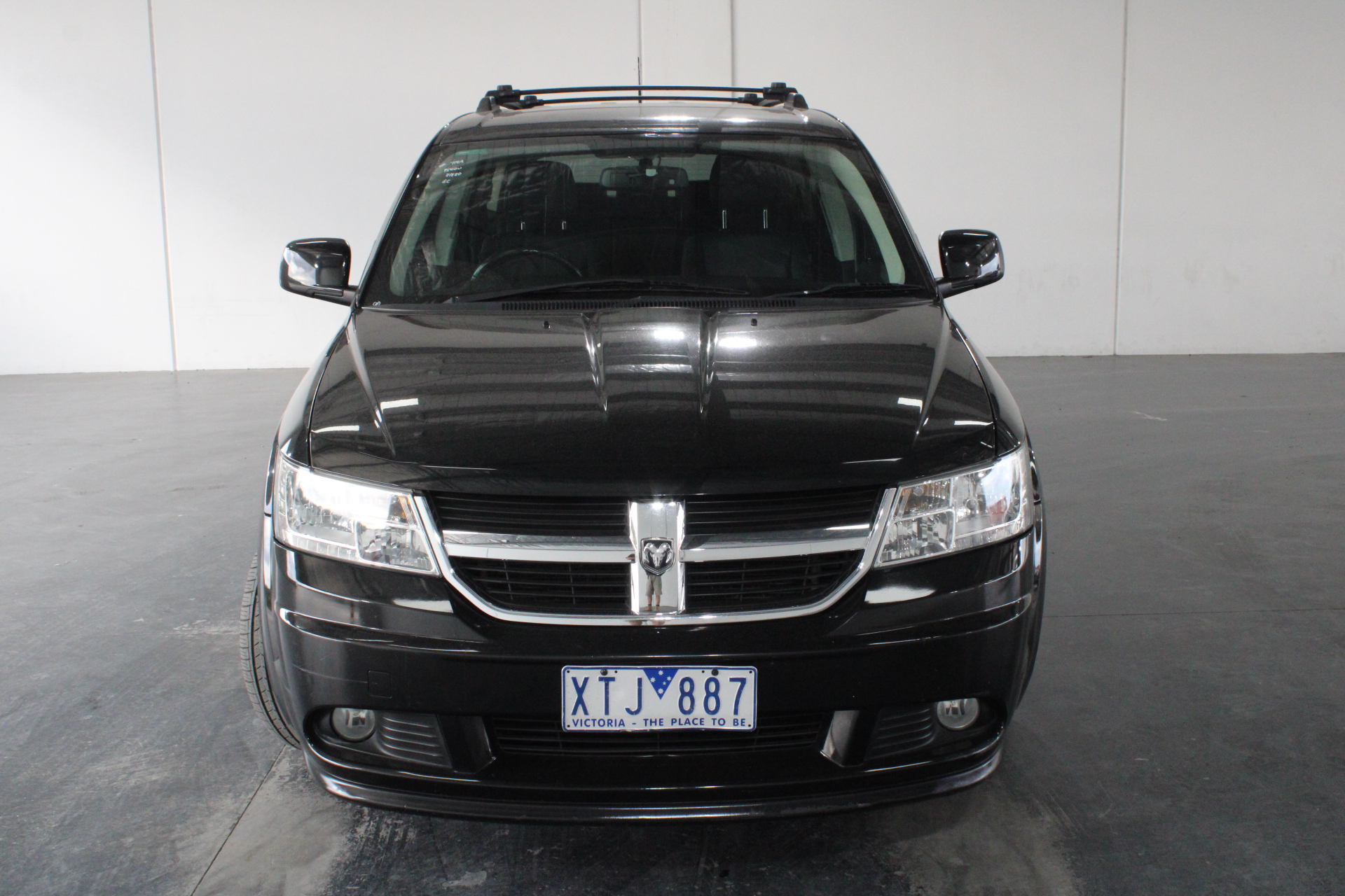 Lindeman's Early Harvest Crisp Chardonnay (6x 750mL).