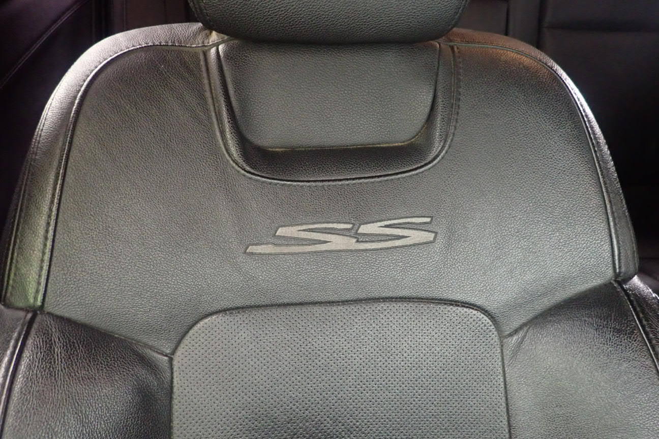 6-7mm White Pearl & Rhinestone Real Platinum Plated Bracelet