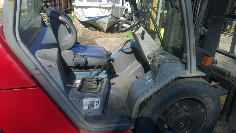 DeWALT 18V XR Brushless Compact 2 Speed Hammer Drill - Skin Only. NB: Not i