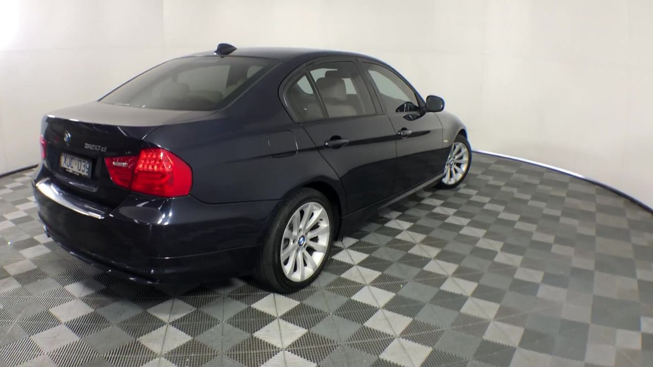 TRAFALGAR 9kg Fire Extinguisher ABE Dry Powder Type c/w Wall Hook for Mount