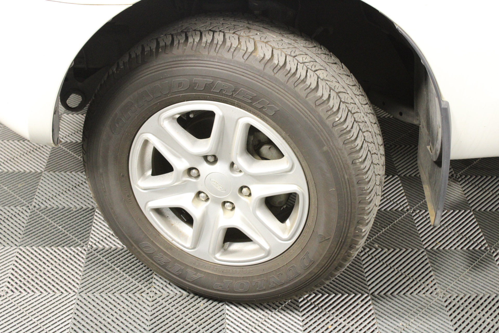 24 x Light Weight Cut Resistant Gloves, Size M, Dyneema & Synthetic. NB: No