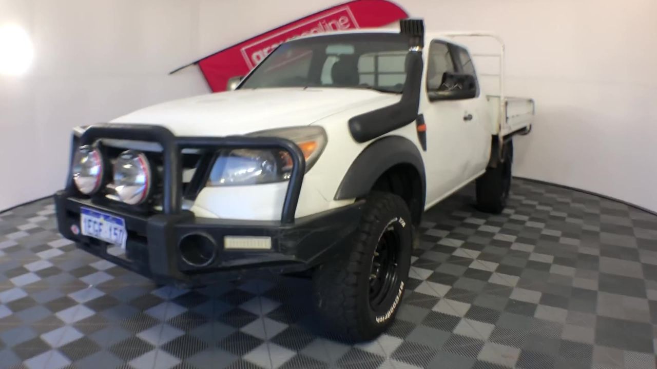 TRAEGER Grills BAC361 Traeger Folding Shelf, Black.