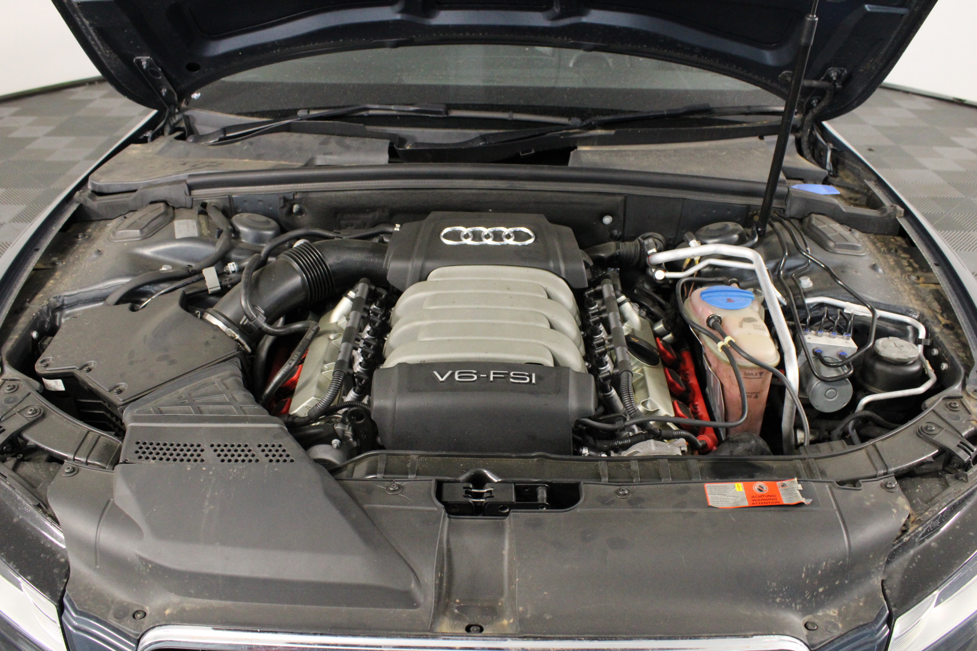 CALVIN KLEIN Men's Tee, Size S, 100% Cotton, Grey Heather (P79 BC06), 40DC8