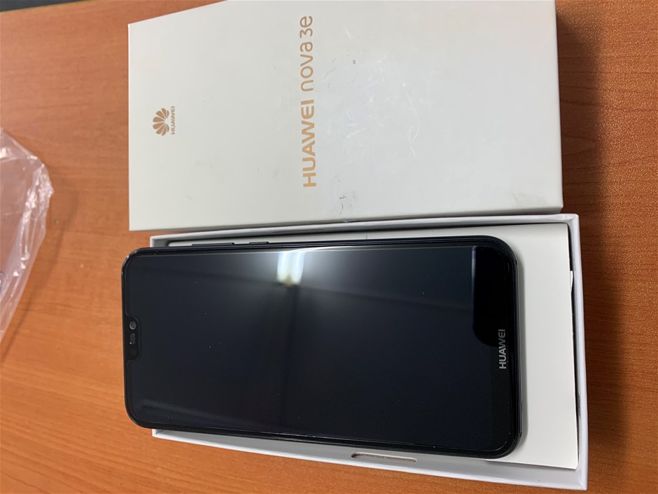 9K WHITE GOLD 'N' 0.09 HI I1 DIAMOND NECKLACE 40+5cm