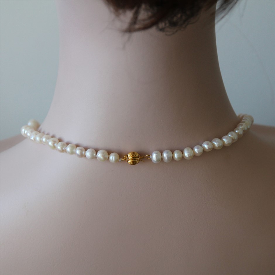 9K WHITE GOLD 'O' 0.09 HI I1 DIAMOND NECKLACE 40+5cm