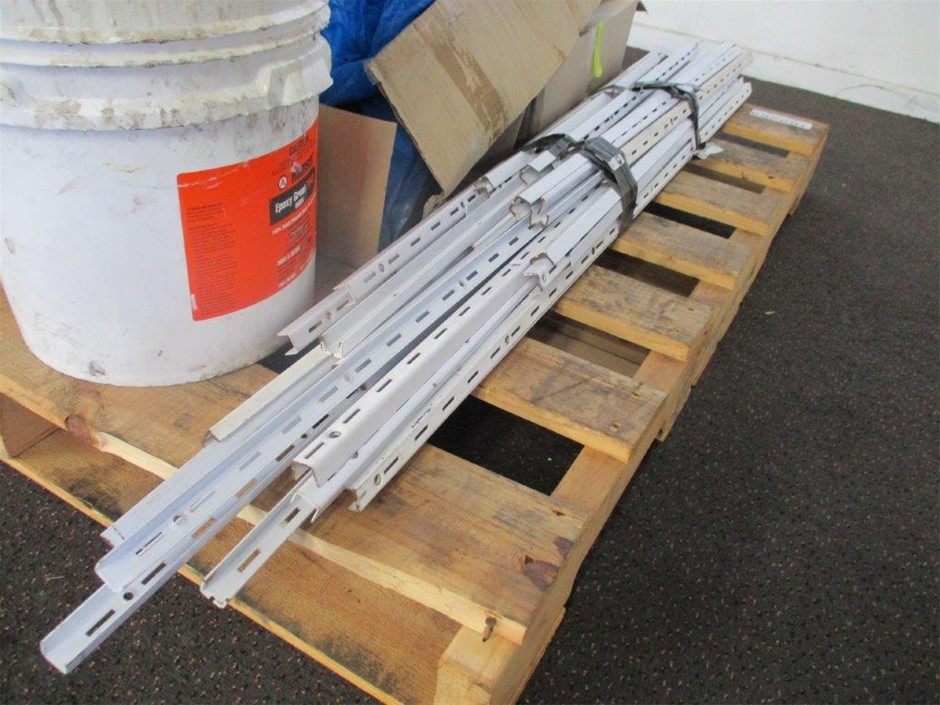 9K WHITE GOLD 0.25ct HI I1 DIAMOND CLAW PENDANT