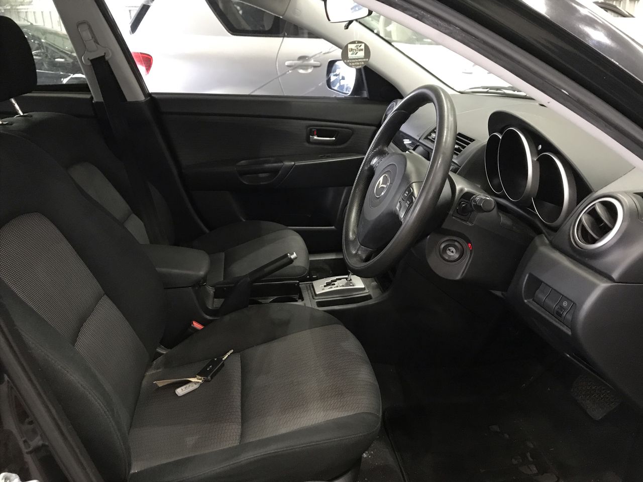 Stunning Rhodium Plated Simulated Diamond Ring - US Size 7