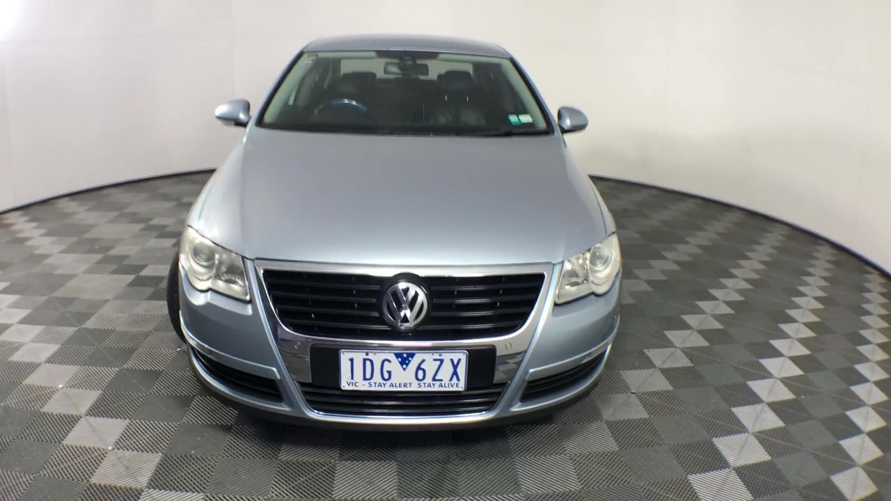 CLARKS Women's Breeze Range Ankle Boot, Dark Brown Synthetic, Size US 9M/UK