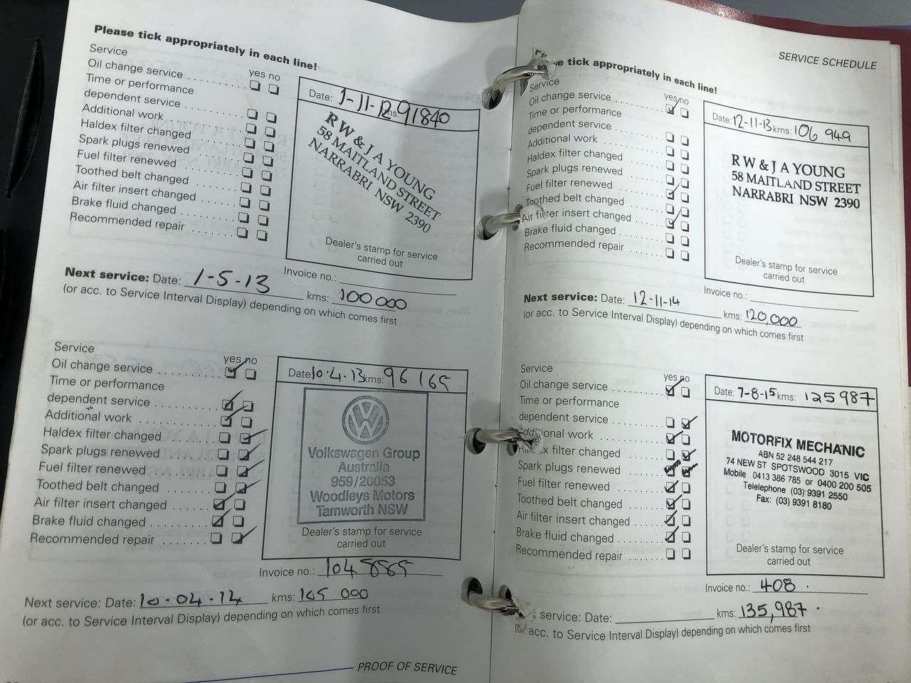 10mm White Pearls with Tiger Eye Gemstone Necklace