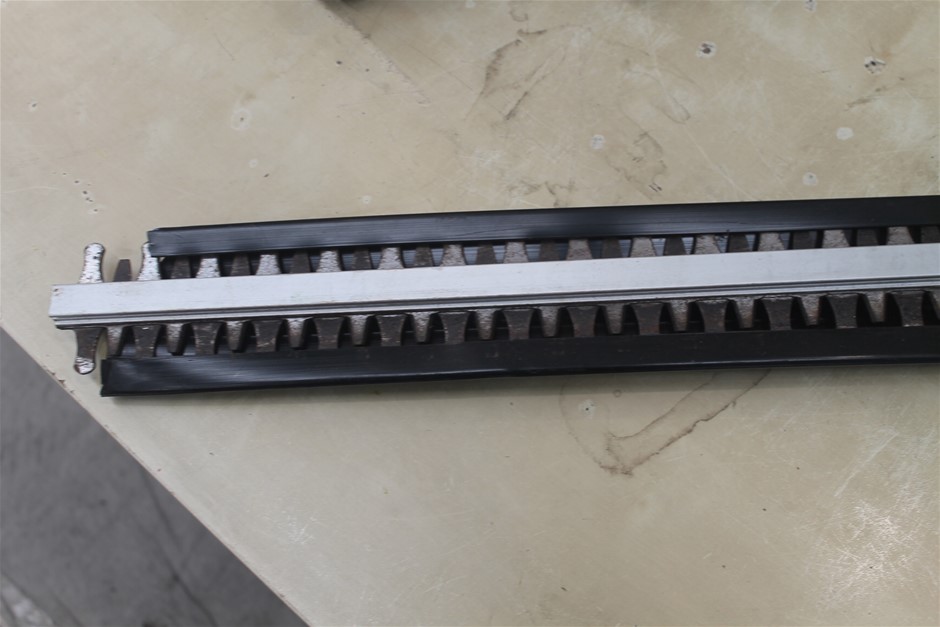 Luxury 18K Gold Plated Full Diamond Quartz Iced Out Wrist Watch