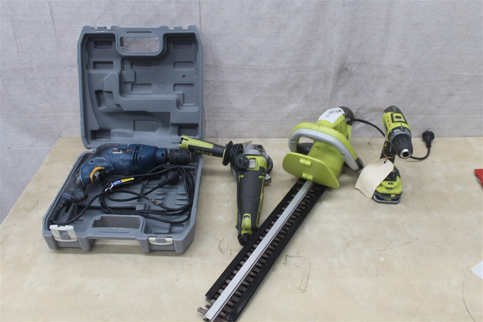 18k White Gold Filled, White Face Iced Out Diamond Quartz Wrist Watch