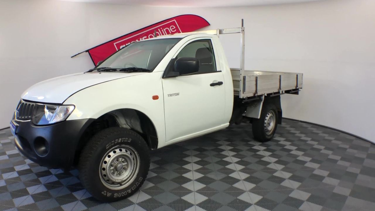 18K Gold-Filled Cross & Flower Necklace with Simulated Diamonds - 50.8cm