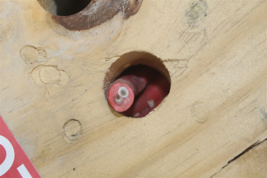 Howlin Gale Wines Category 5 Cabernet Sauvignon 2017 (6x 750mL) SA