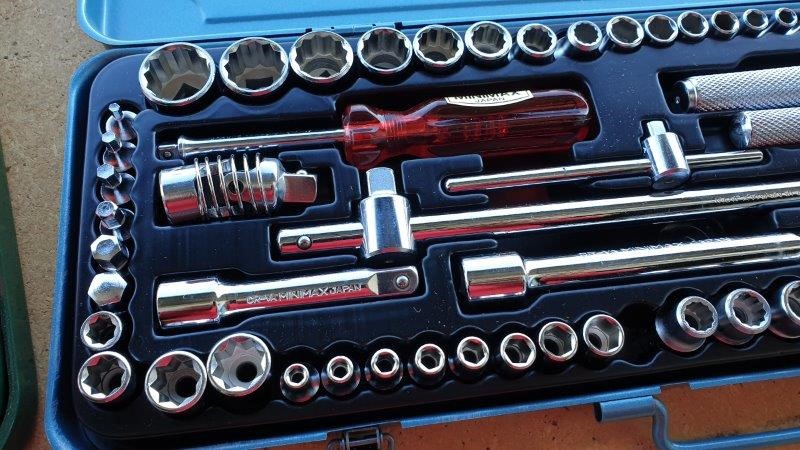 925 Sterling Silver Green Crystal Disco Ball Earring & Necklace Set