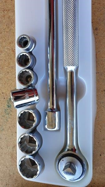 Stainless Steel Initial 'L' Bracelet with Simulated Diamonds - Yellow