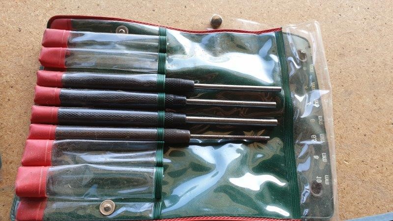 Classic 2mm Stainless Steel Box Chain Necklace - 60cm (yellow)