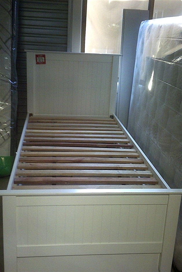 3 x Assorted Ambassador Collection Business Shirt. Maroon 37/Black 37/Brown