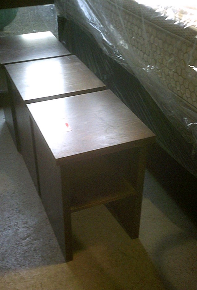 3 x Assorted Ambassador Collection Business Shirt. White 48 /Off White 43 /