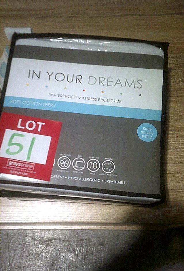 9K YELLOW GOLD 0.25ct F VS LAB DIAMOND CHANNEL SET BAND