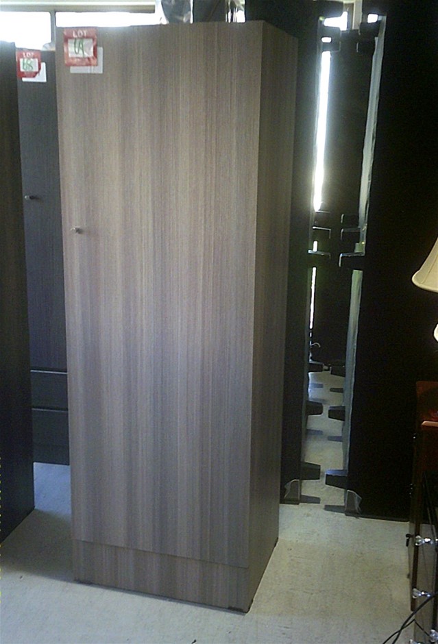 9K YELLOW GOLD 0.10ct F VS LAB DIAMOND FW PEARL RING