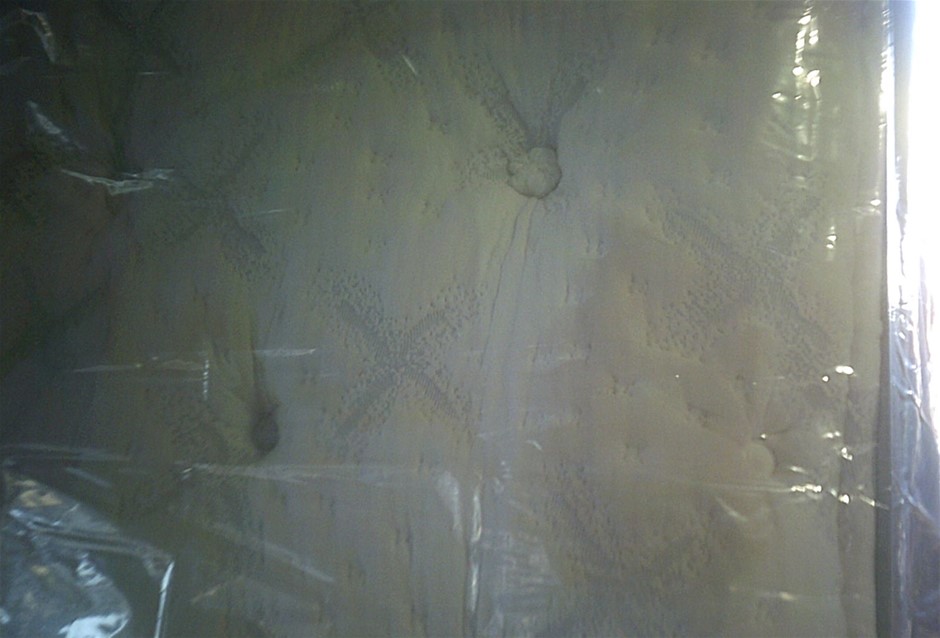 9K YELLOW GOLD 0.10ct F VS LAB DIAMOND MARQ OFFSET RING