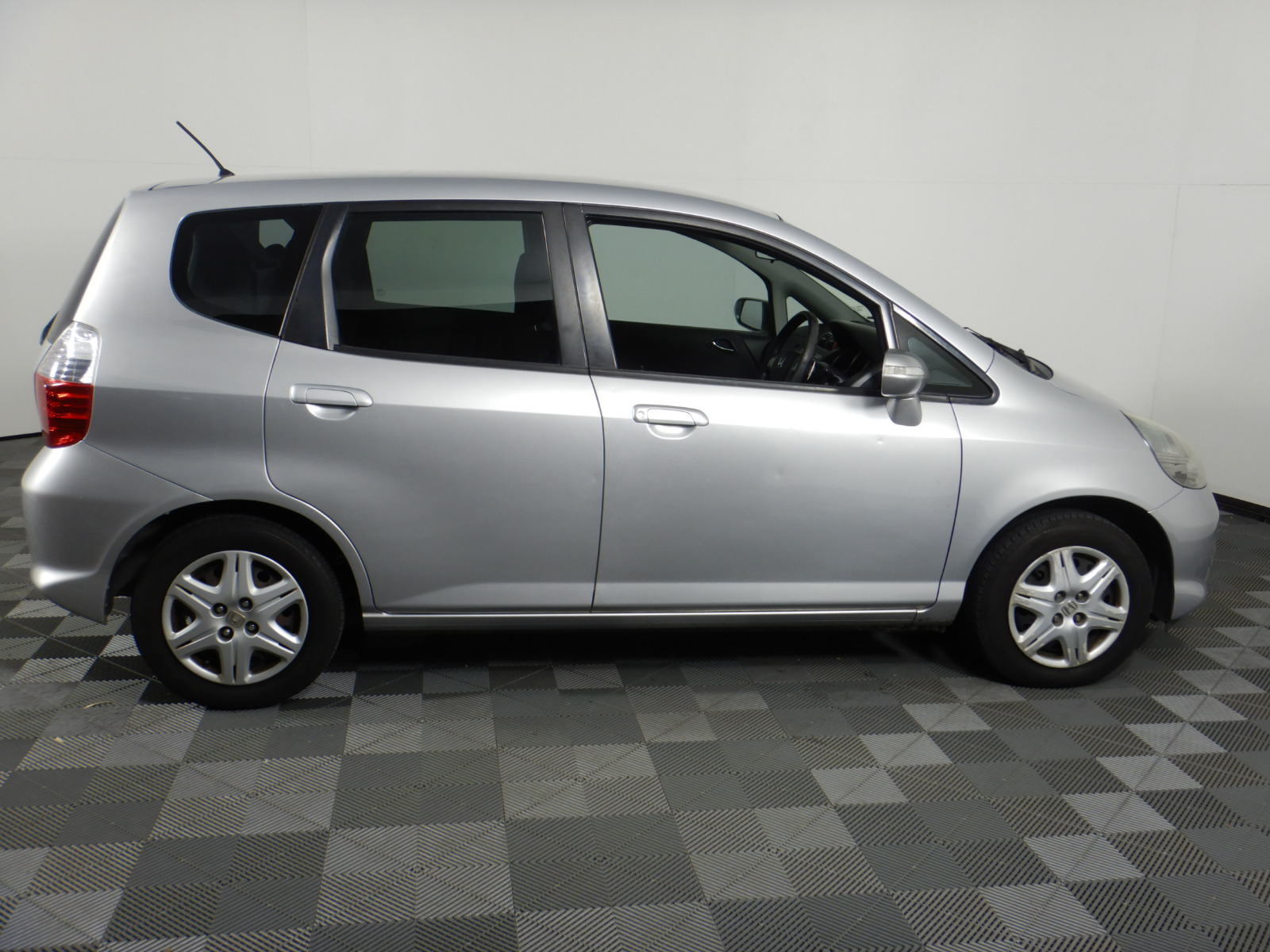 5.06 Carats E/VS1 Lab Grown Diamond - IGI Certified