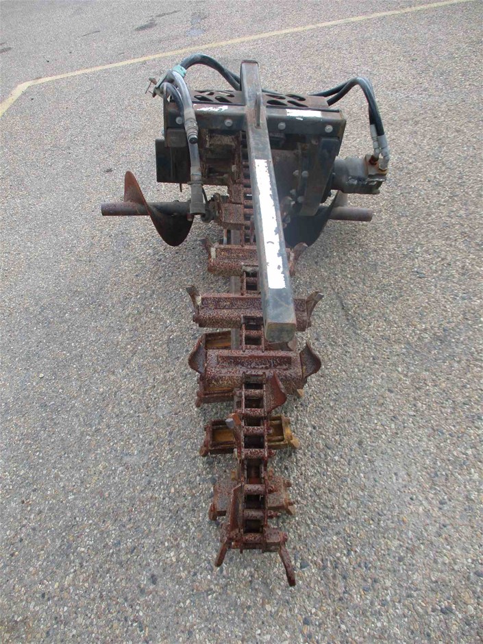 EDIFIER Powered Bluetooth Bookshelf Speakers, Black, R1280DB.  Buyers Note