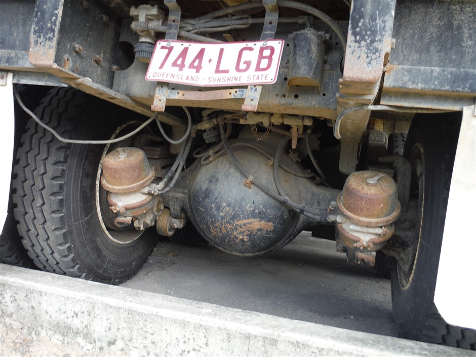 2023 $2 Matilda Light Green Coloured two dollar FIFA Soccer Coin Queen New