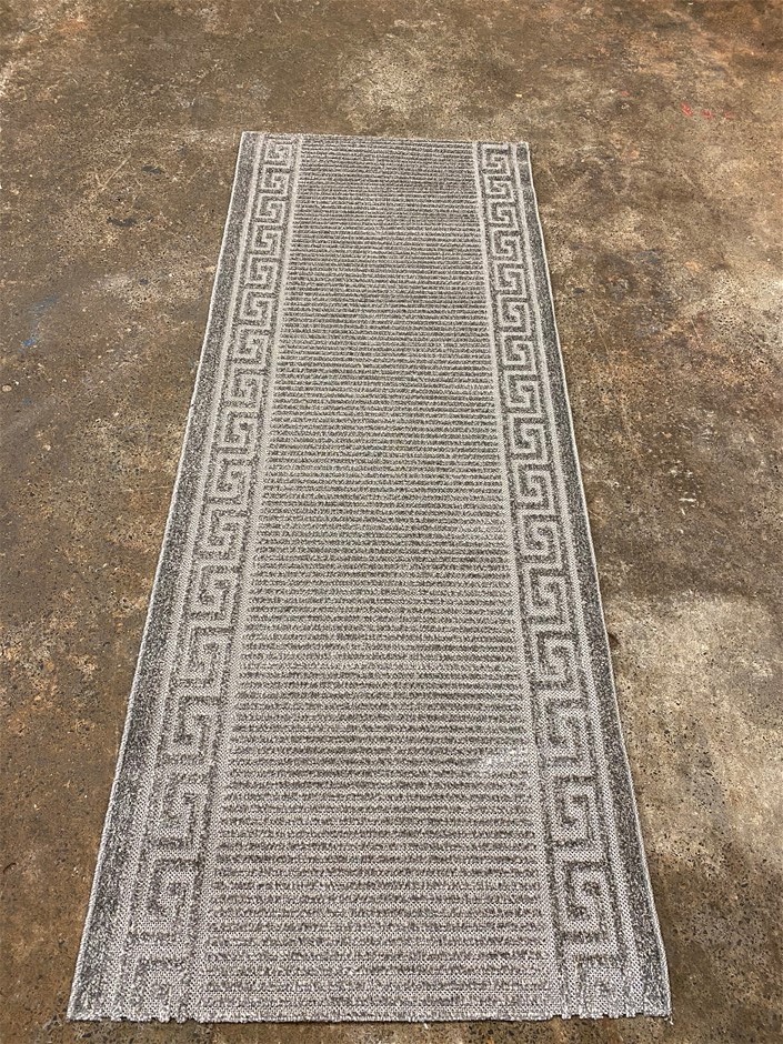 2 Carat round 2 white diamond each CVD Uncertified