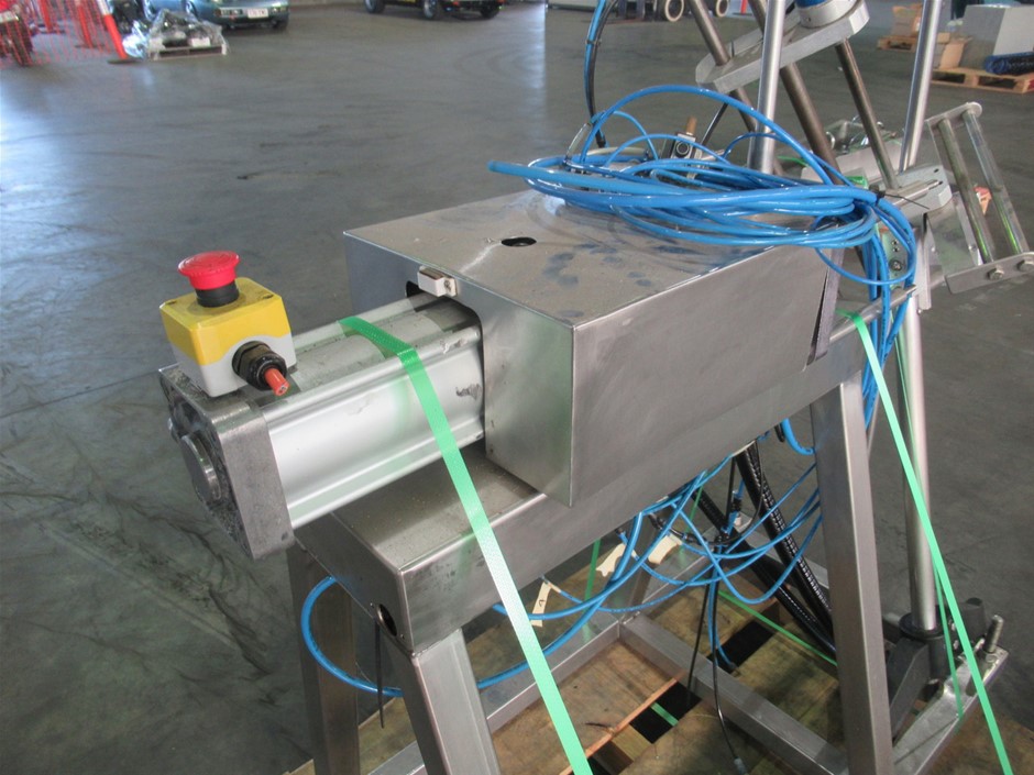 2025 ALIEN Colour Silver Stunner 43 mm Coin COA LTD 5000, We are Not Alone