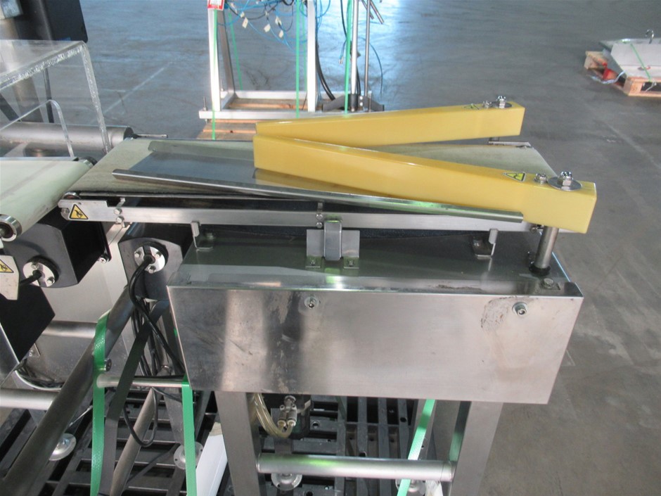 Rose Gold Filled 925 Silver Simulated Diamonds Clover Pendant Necklace