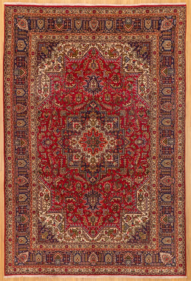 Large Oval 925 Sterling Silver Simulated Diamonds Ring - Size 9